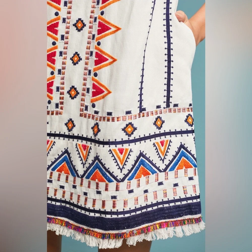 Anthropologie Akemi + Kin Reagan Embroidered Shift Dress Size 10 NWT - Picture 4 of 8